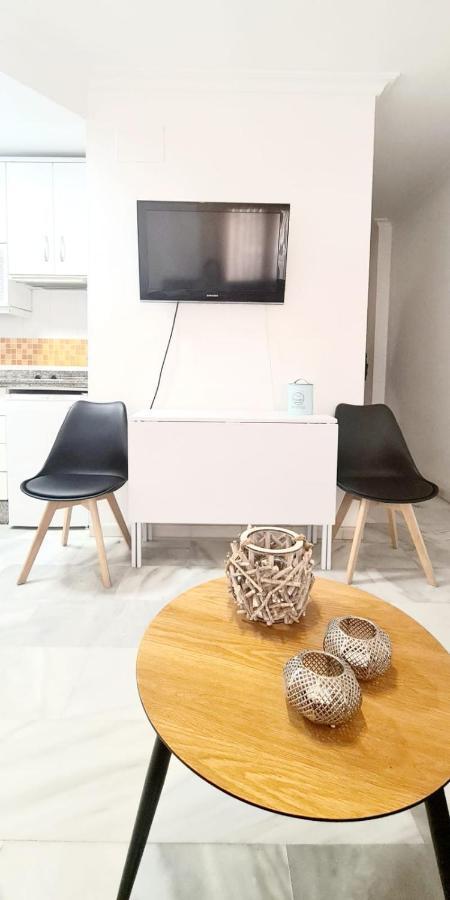 Apartamento A 2 Minutos De La Playa Y Centro フエンヒロラ エクステリア 写真